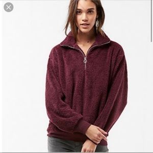 Express half zip Sherpa in burgundy